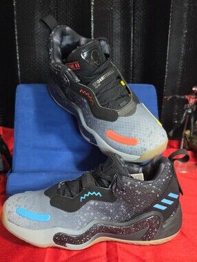 Spidamitchell Shoes - Gray with Blue & Red Accents Issue #3 Like New  (Xbox Edit